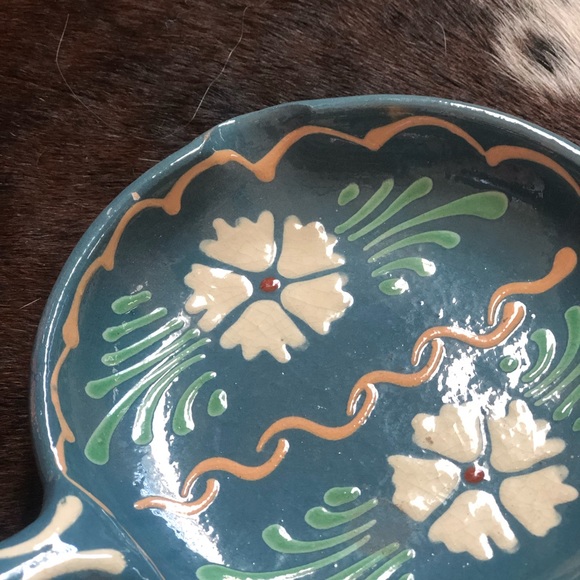 Mexican Pottery Floral Plate - Picture 7 of 11